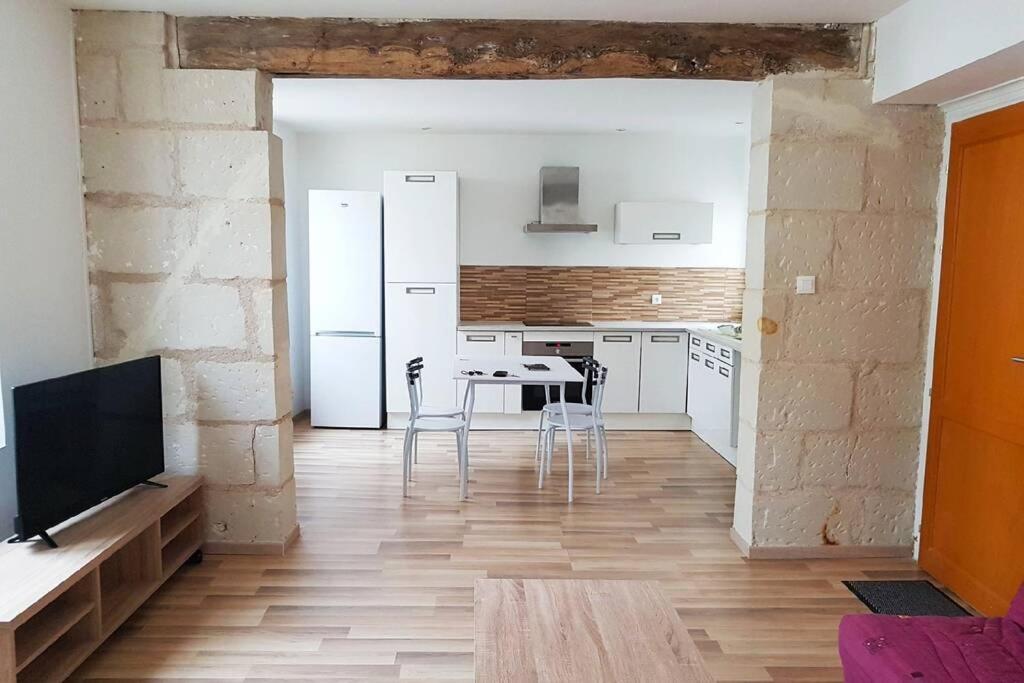 Bel Appartement 50M2 En Plein Centre De Сомюр Екстериор снимка
